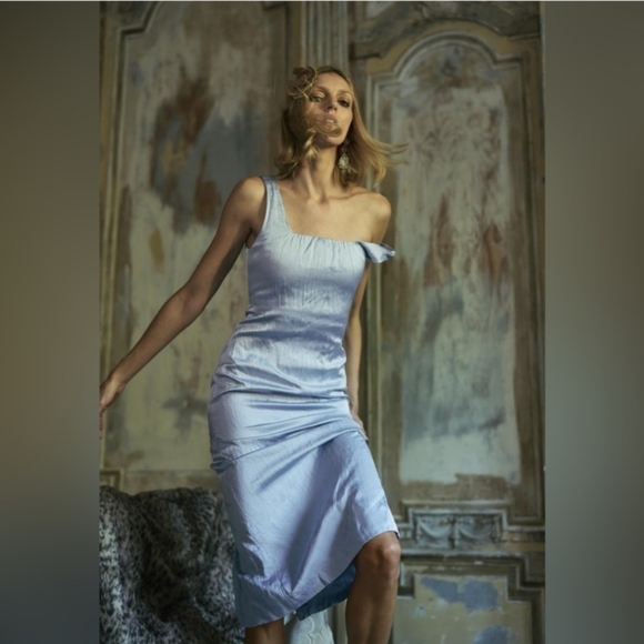 Zara wrinkle effect dress ❤️ - Picture 1 of 8